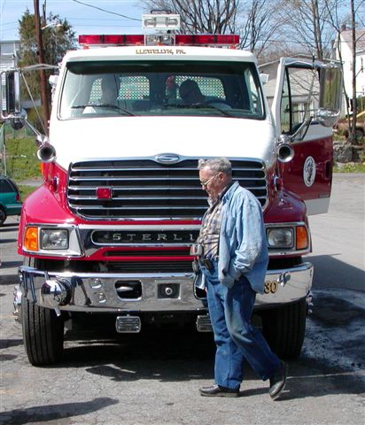 MIke Pothering and new tanker 4-2004.jpg